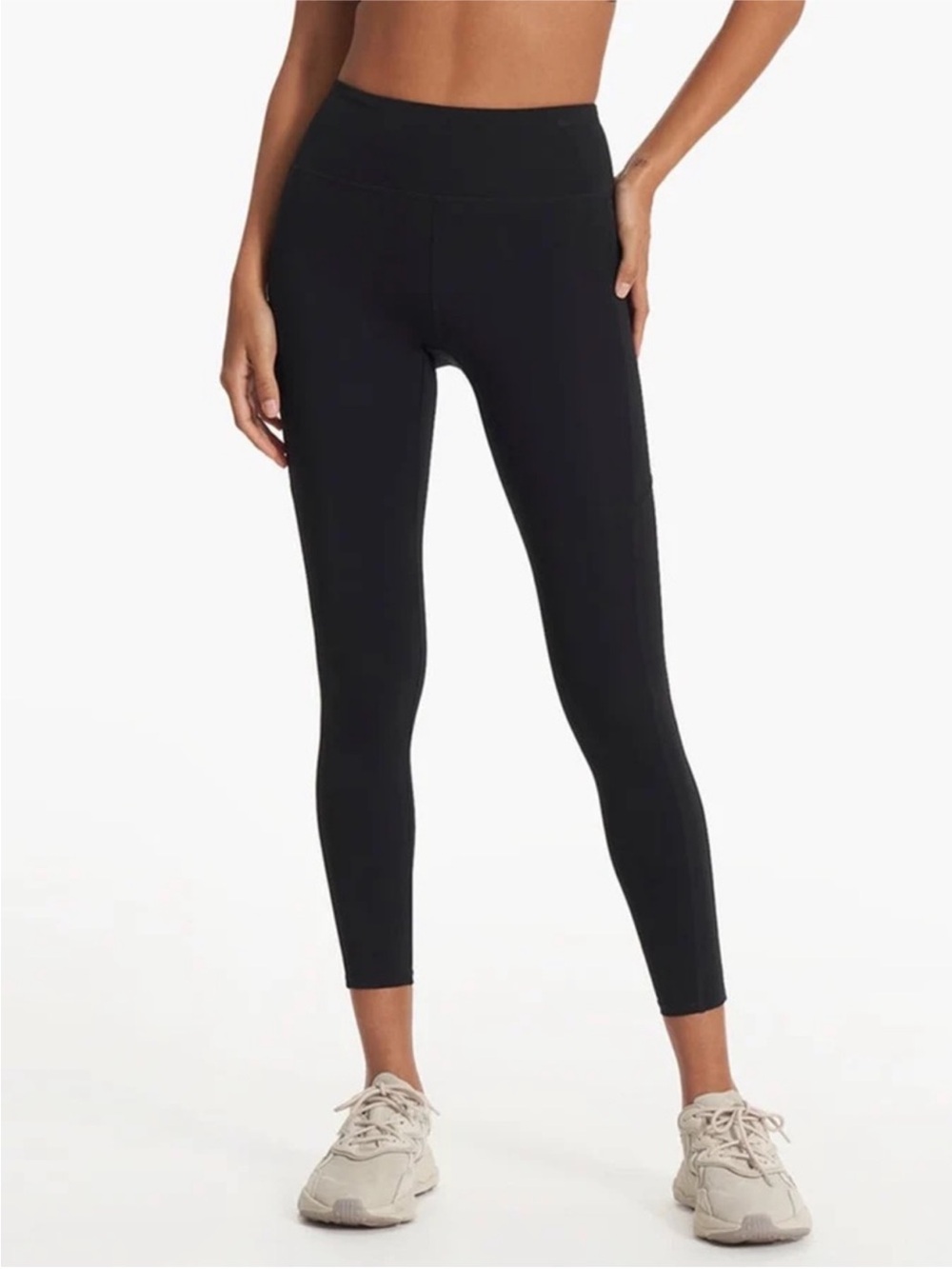 Vuori Women's Black Stride Performance Pocket Leggings